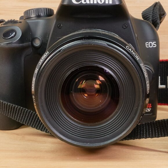 Canon EOS Rebel XS 10.1MP DSLR Camera / Canon EF 35–80mm f/4–5.6 Lens / tested - Picture 3 of 9